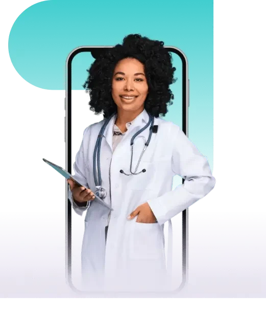 Uma médica com cabelos cacheados, vestindo um jaleco branco e estetoscópio, segura confiantemente um tablet. Ela parece estar emergindo de uma tela de smartphone contra um fundo azul-petróleo, ilustrando a integração perfeita da telemedicina na assistência médica moderna.